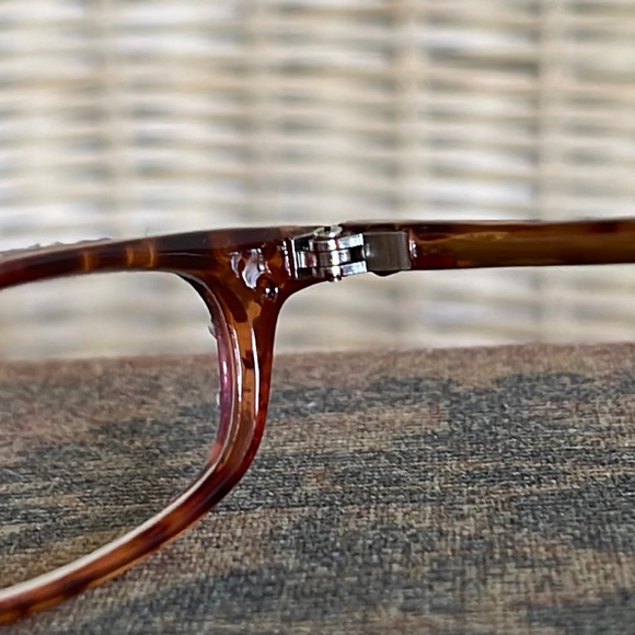 NWT Brown Tortoise Frames With Tiny AB Crystals Bling Reader Glasses 1.00 & Case - Picture 12 of 12